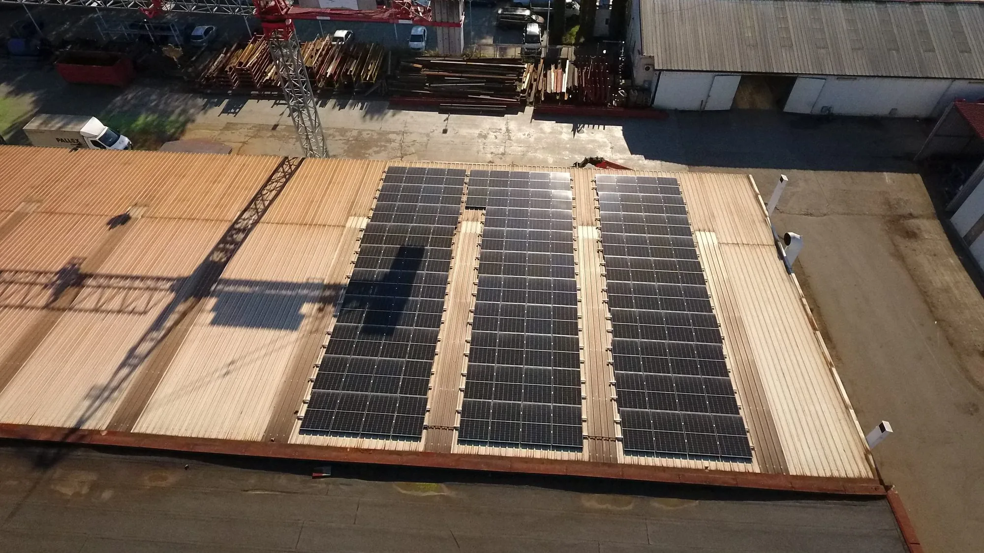 Fabrică de confecții metalice Baia Mare 60kW — Comercial, Solarcenter România