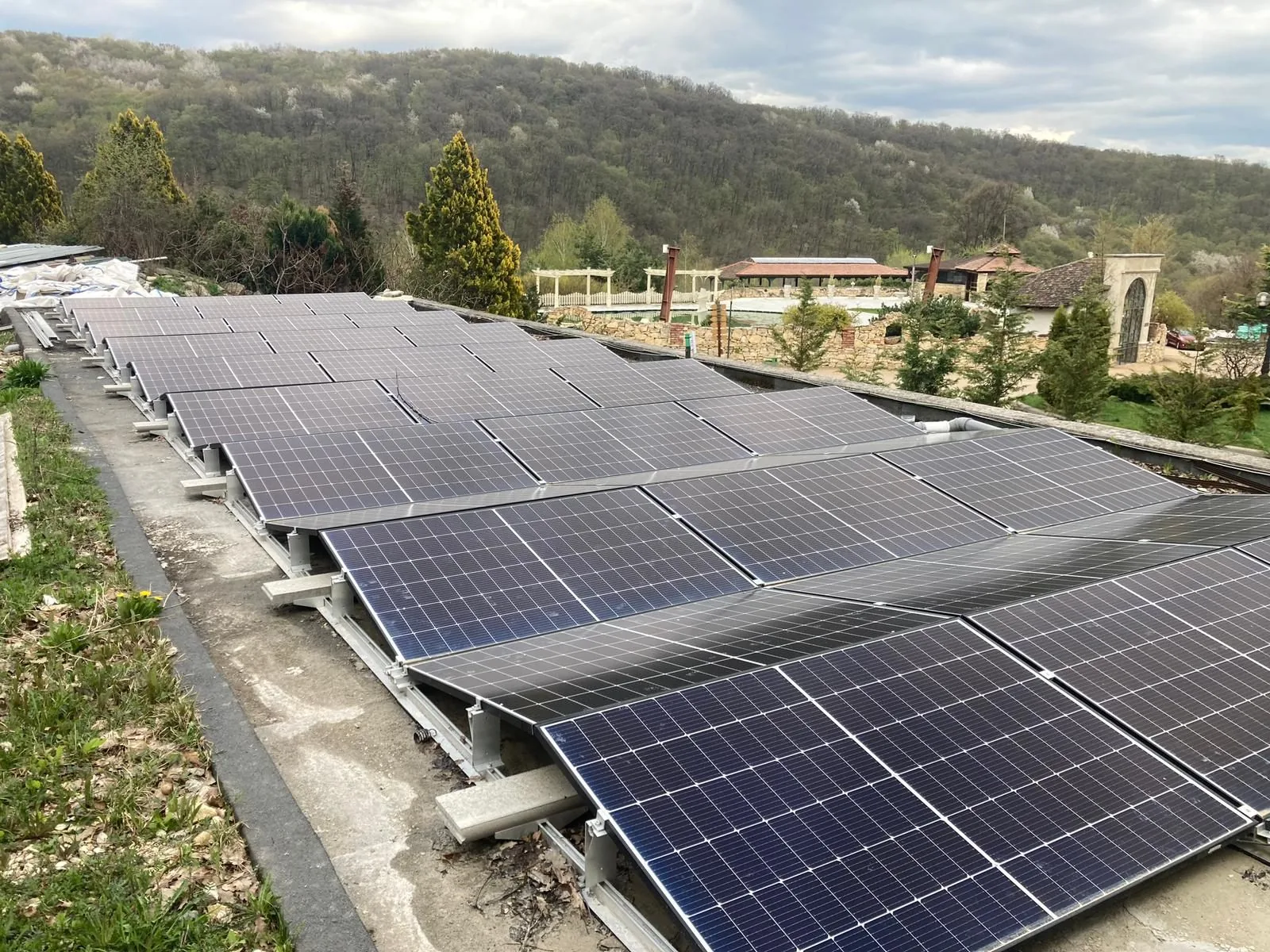 Hotel / Resort / Centru SPA / Golf Baciu, Cluj 120kWp — Comercial, Solarcenter România